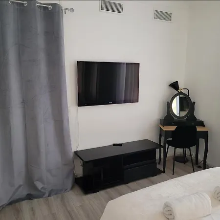 1 Chambre paisible à La Trinité proche de Nice et Monaco Extérieur photo